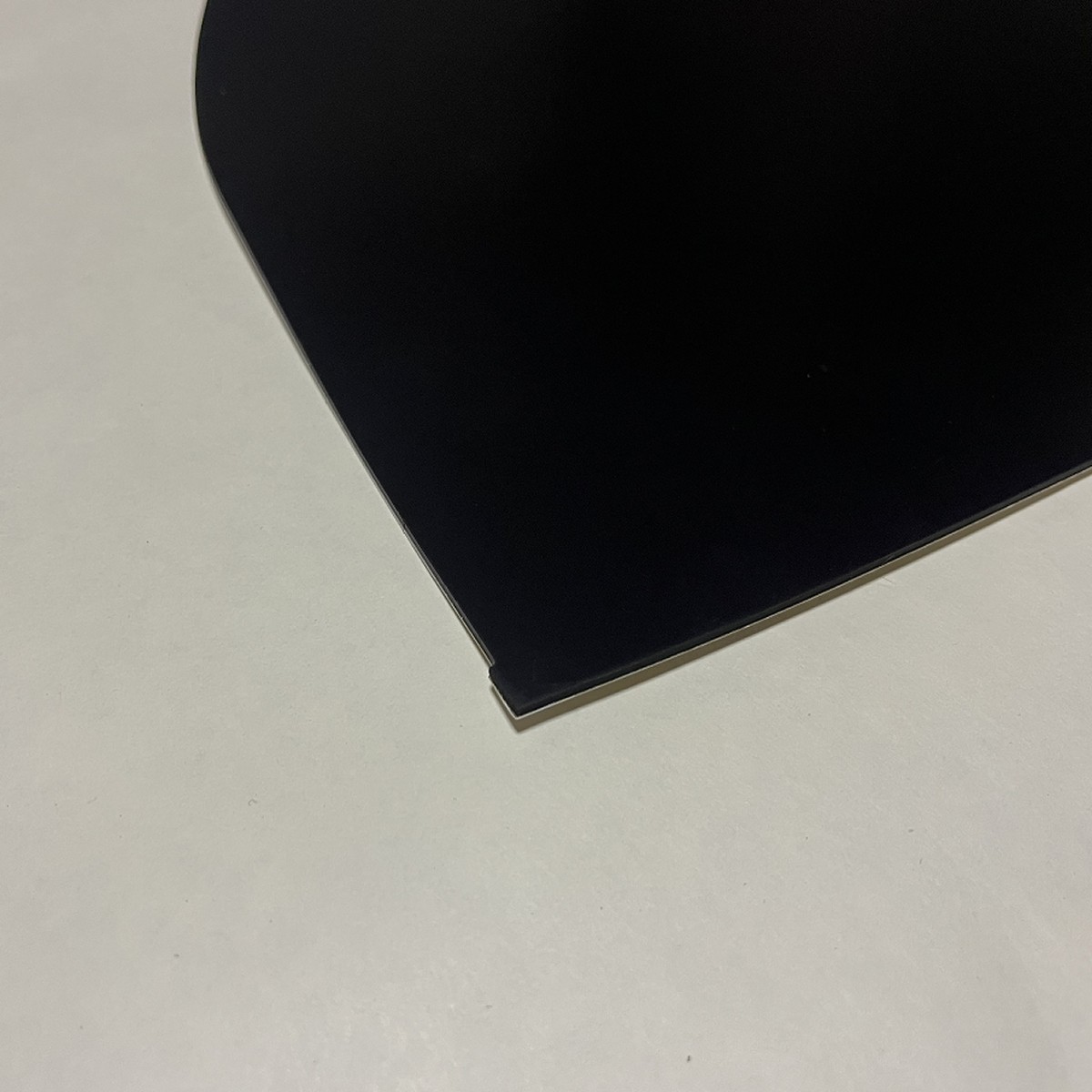 難燃CR端材_黒_硬度60℃_t1.5×345×255_FC-110-SZ_入間川ゴム 4