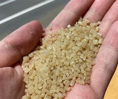 石垣島マグロ釣糸由来再生樹脂ペレット(PA6) 2